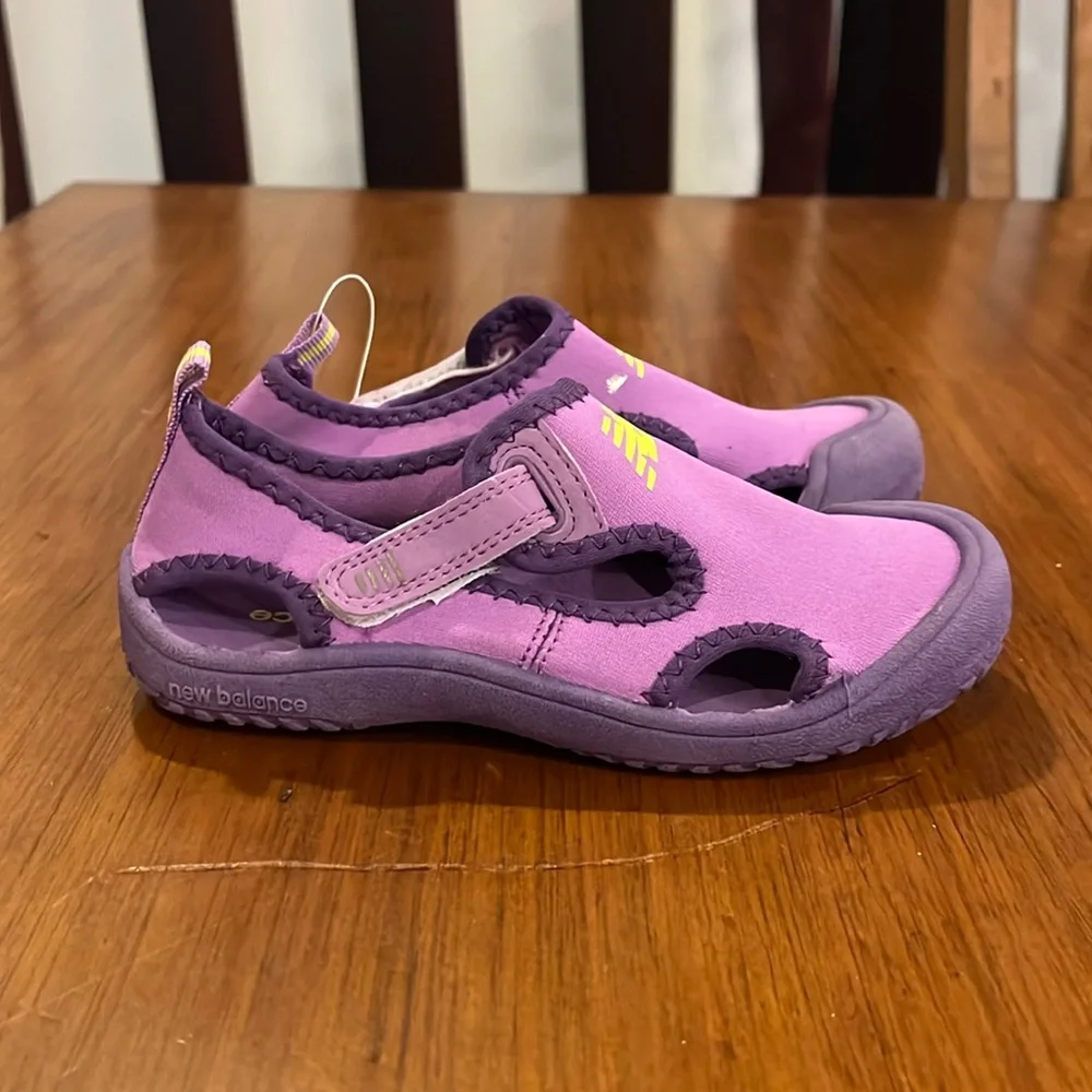 New Balance Kids Cruiser Sandals Water Shoes new Toddlers Size 10 Girls